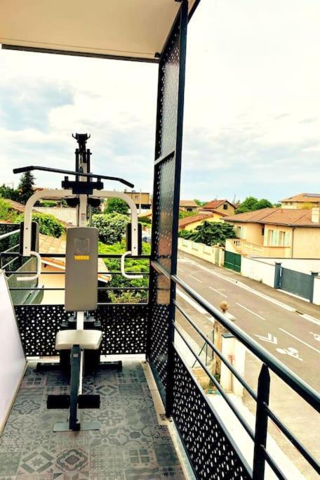 Vaste Tres Lumineux Appartement *
